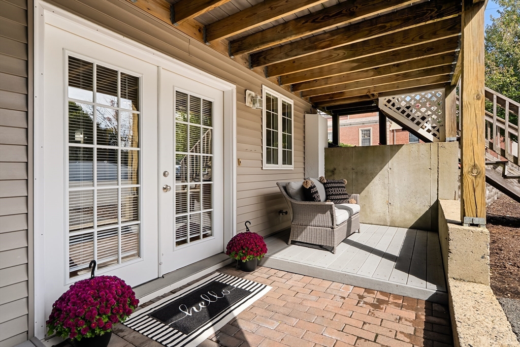 521 Washington Street # 1