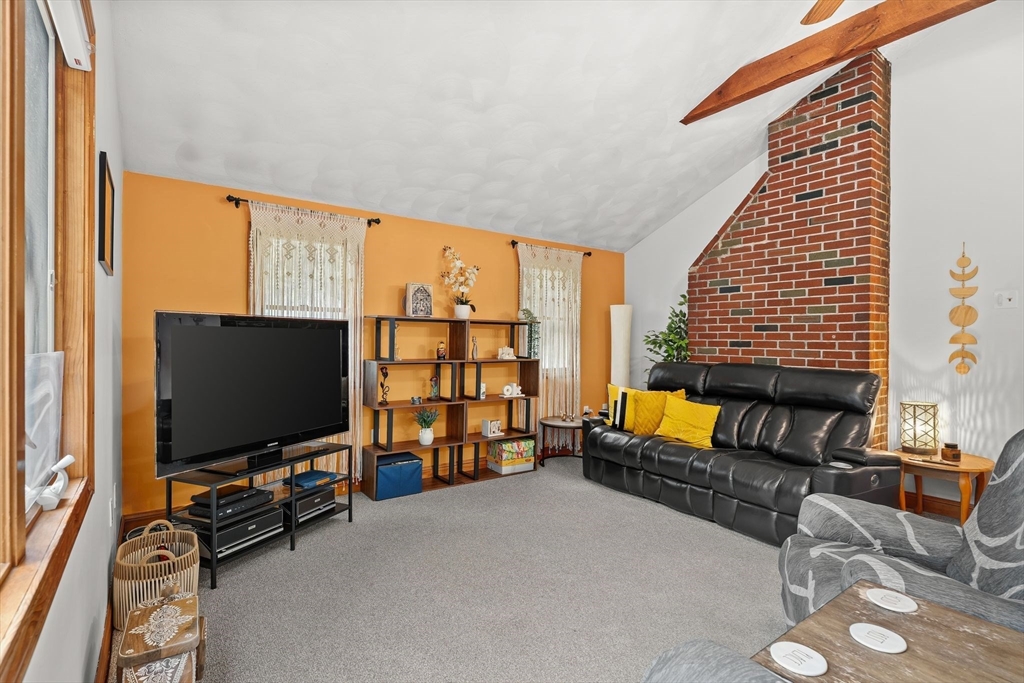 338 Levin Road