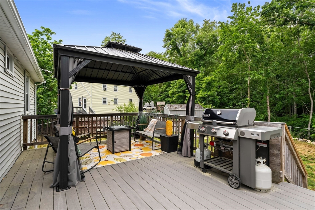 338 Levin Road