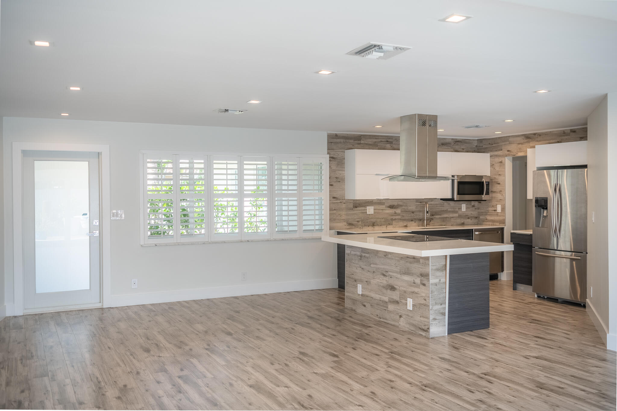 2164 NE 25th Street