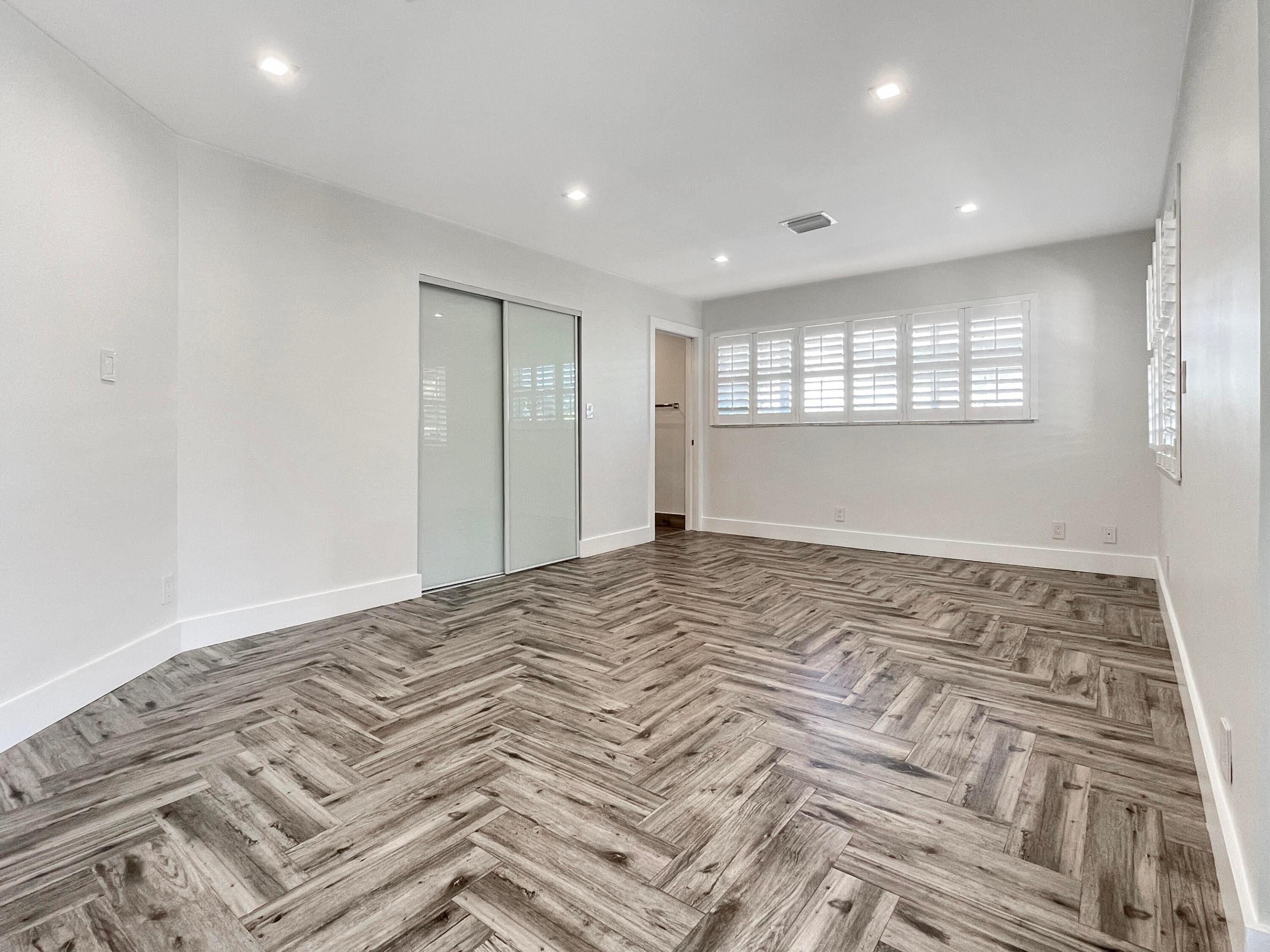 2164 NE 25th Street