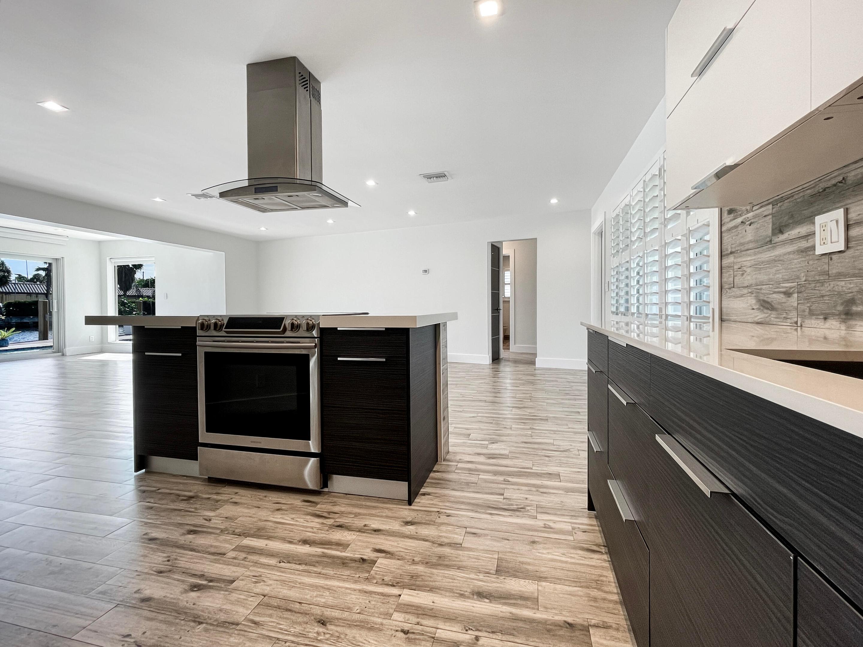 2164 NE 25th Street