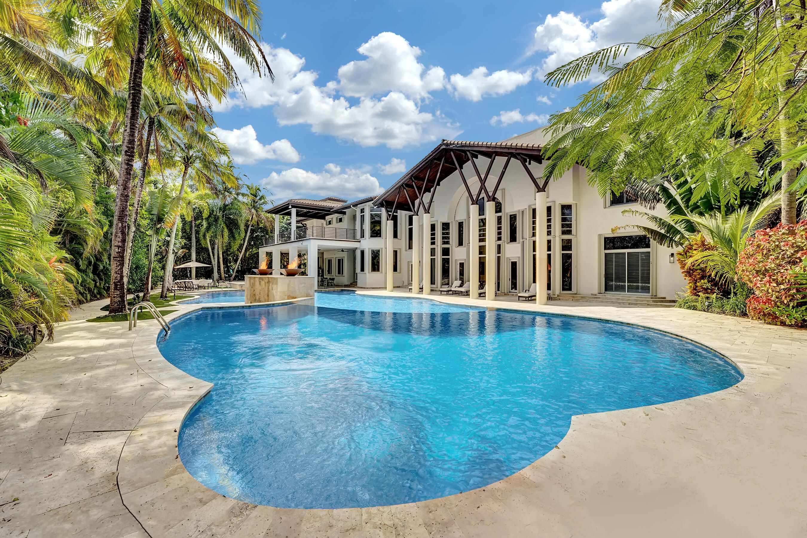 7272 NW 62nd Terrace