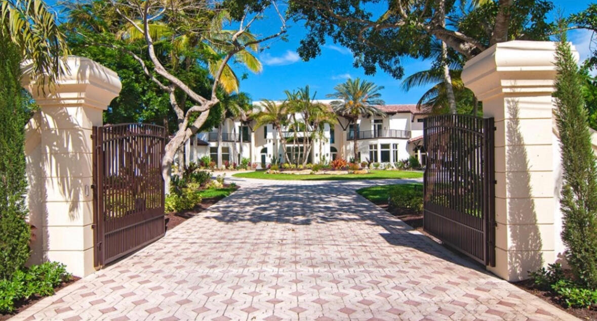 7272 NW 62nd Terrace