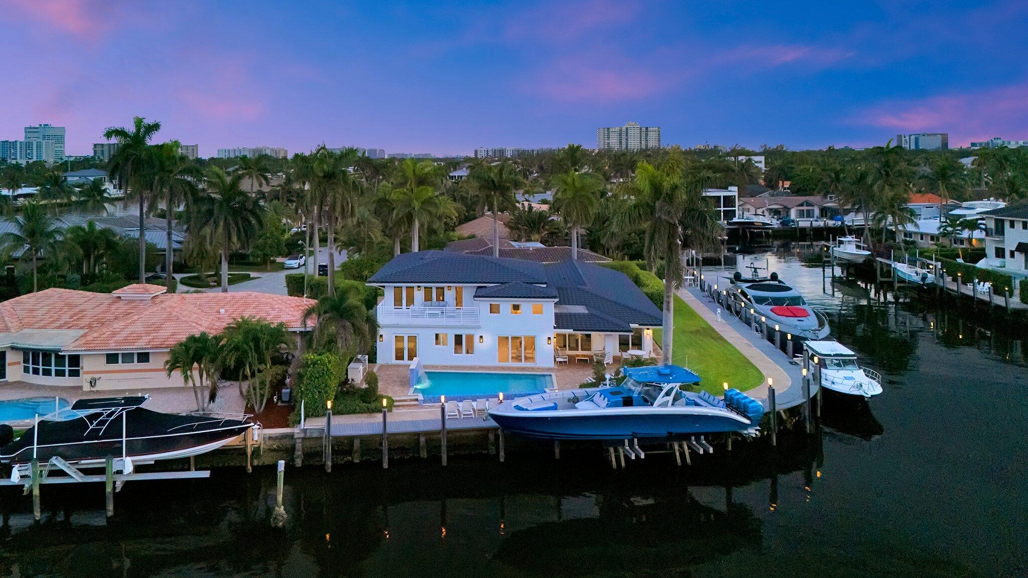 2593 SE 9th Street