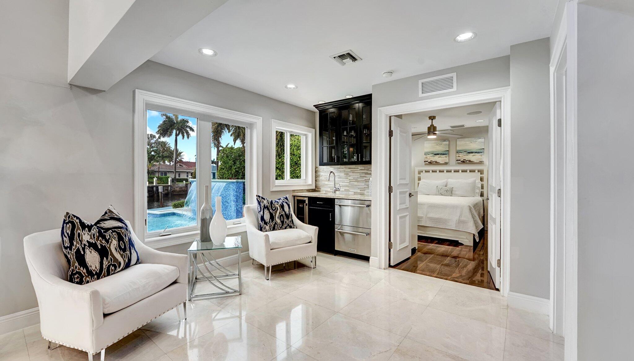 2593 SE 9th Street