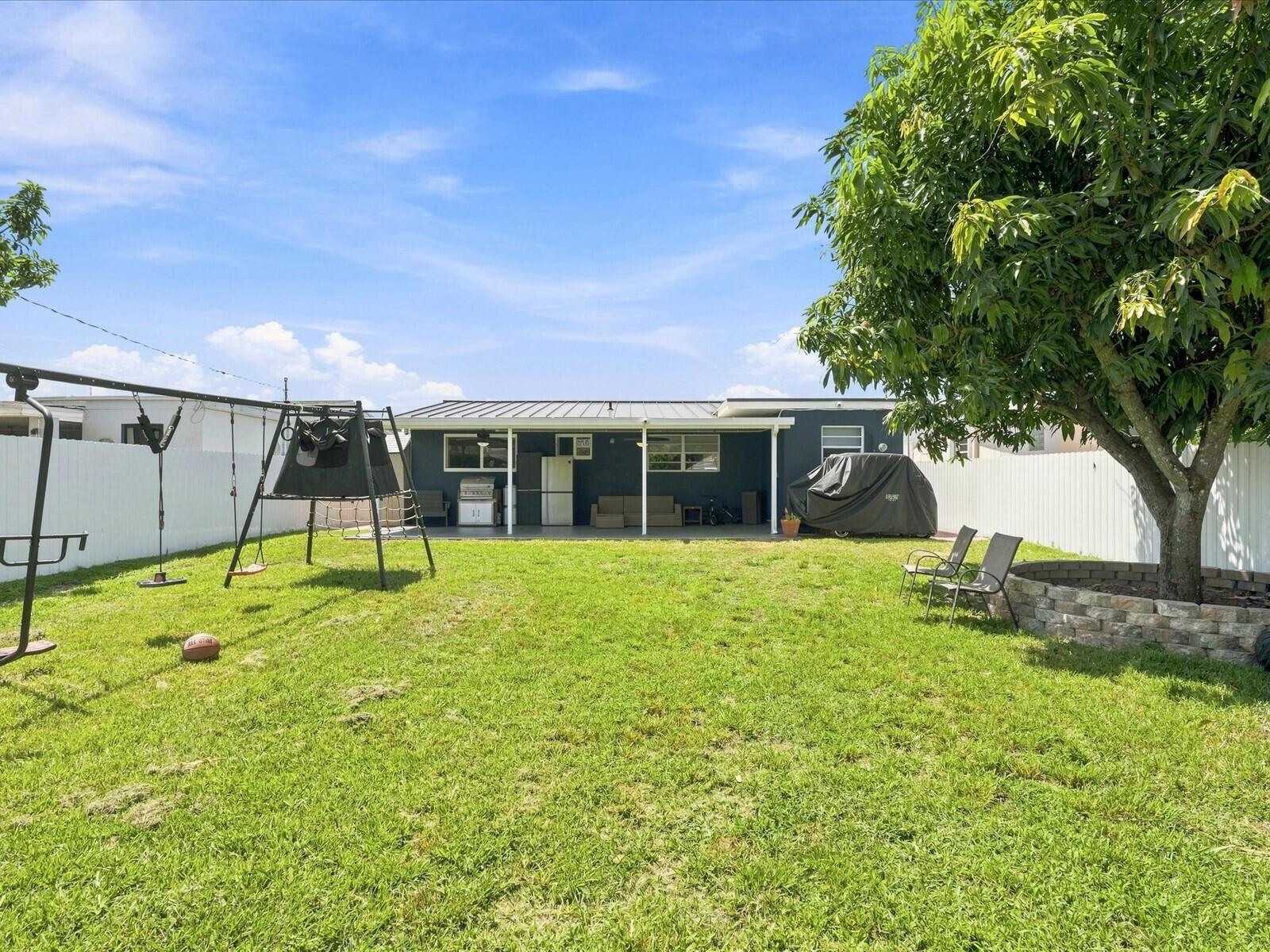 363 E 62ND Street