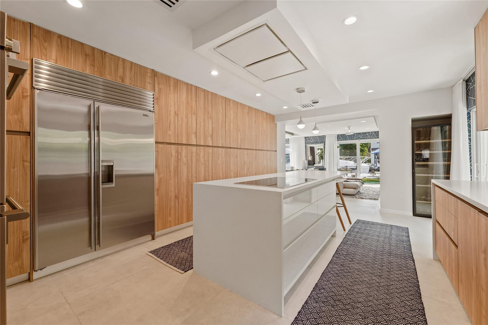 325 SEVEN ISLES Drive