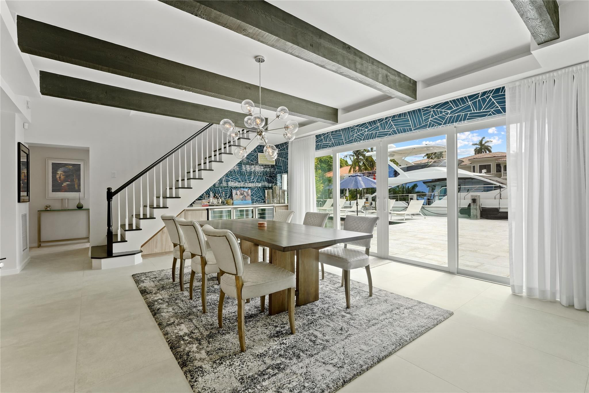 325 SEVEN ISLES Drive