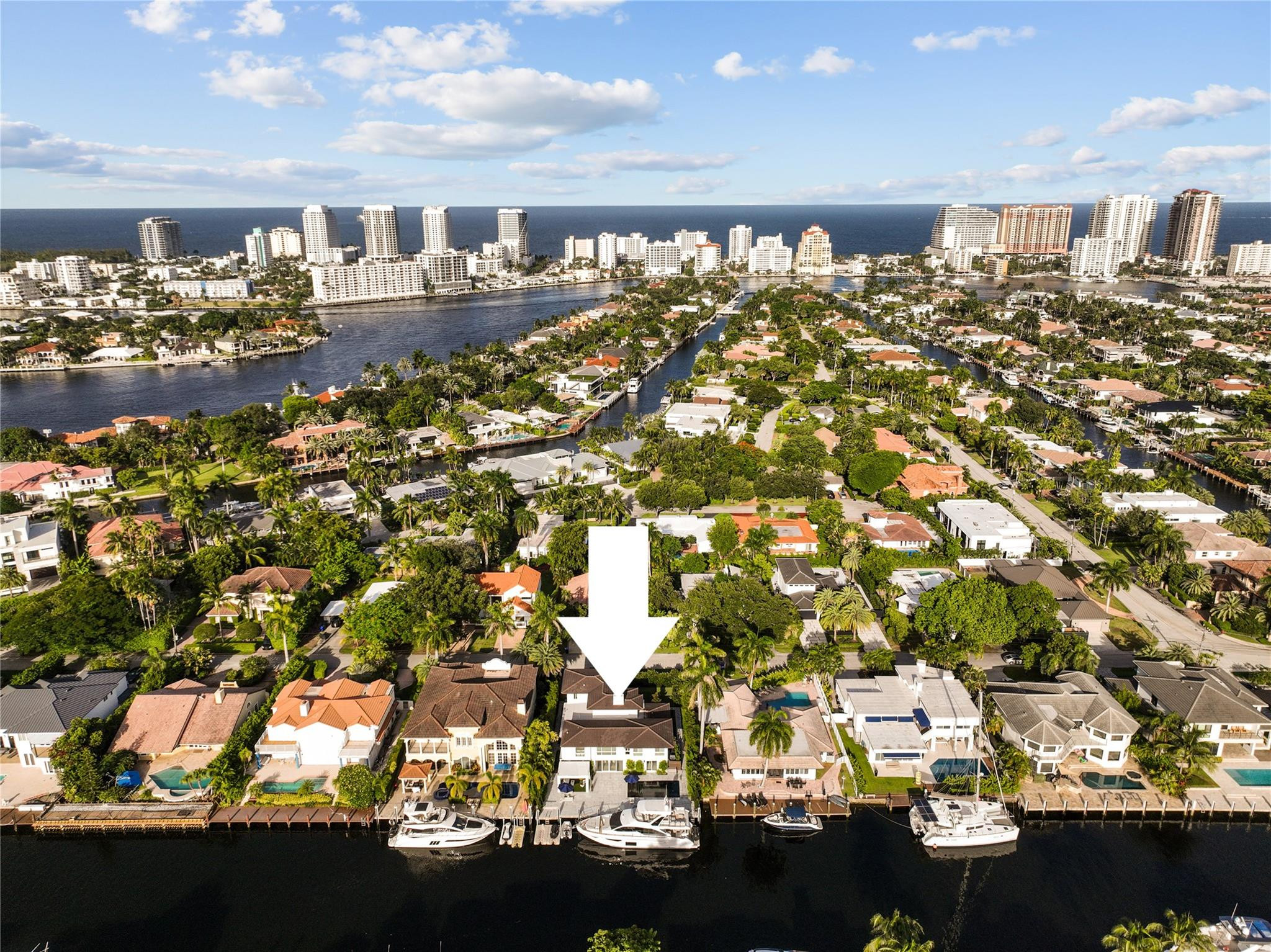 325 SEVEN ISLES Drive