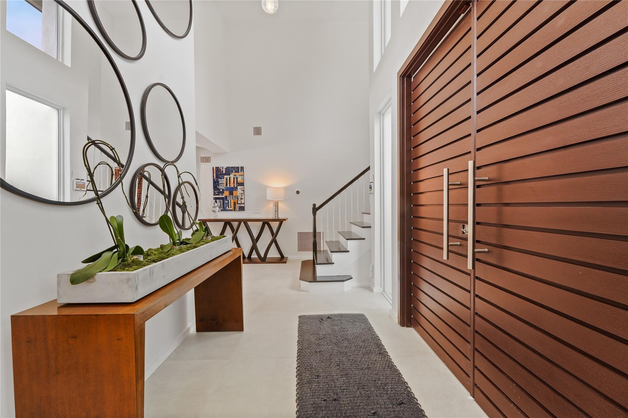 325 SEVEN ISLES Drive