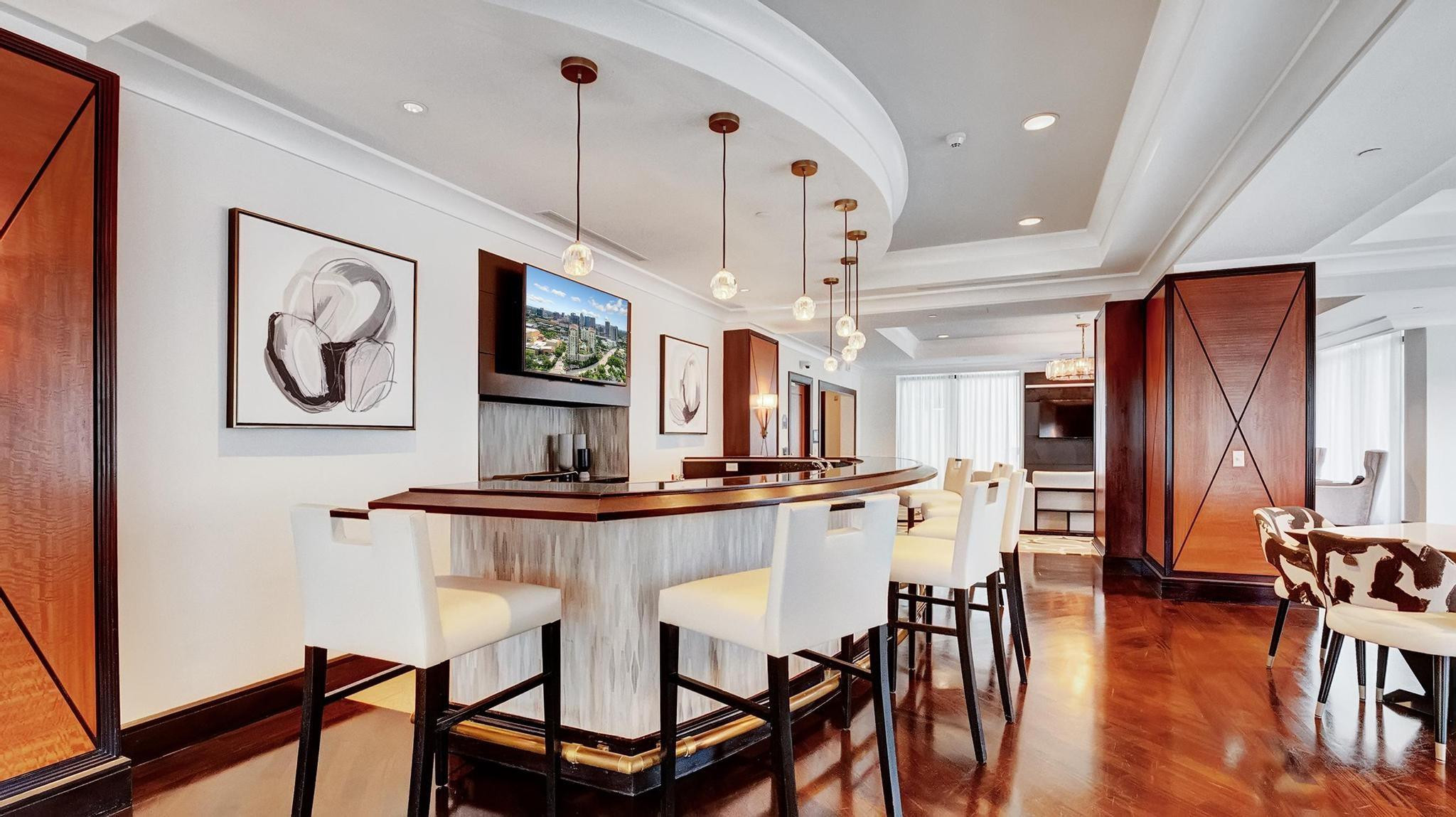 600 W Las Olas Blvd 703