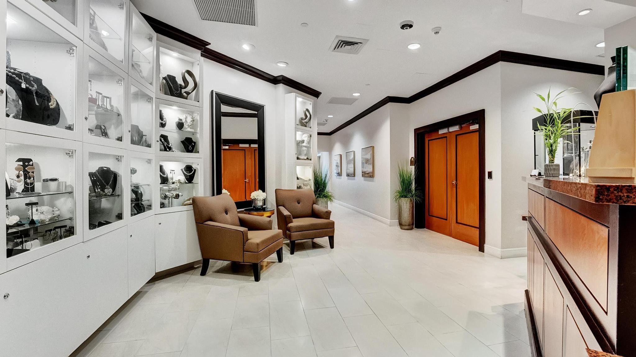 600 W Las Olas Blvd 703