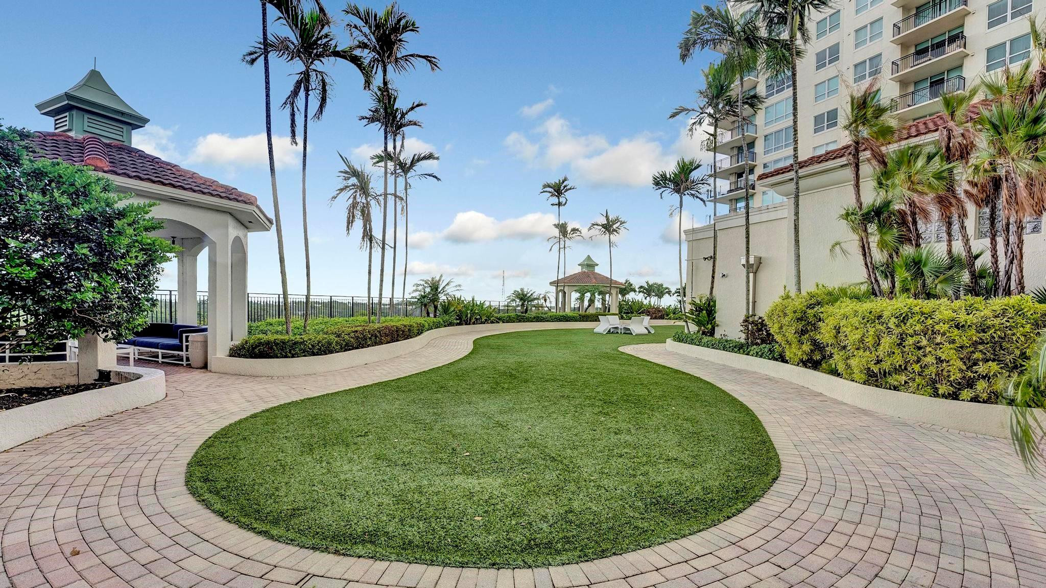 600 W Las Olas Blvd 703