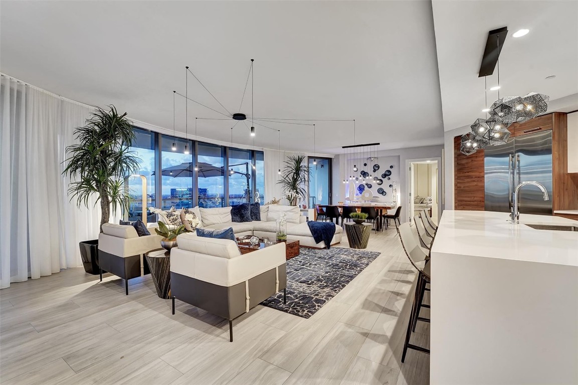 100 E Las Olas Blvd 2303