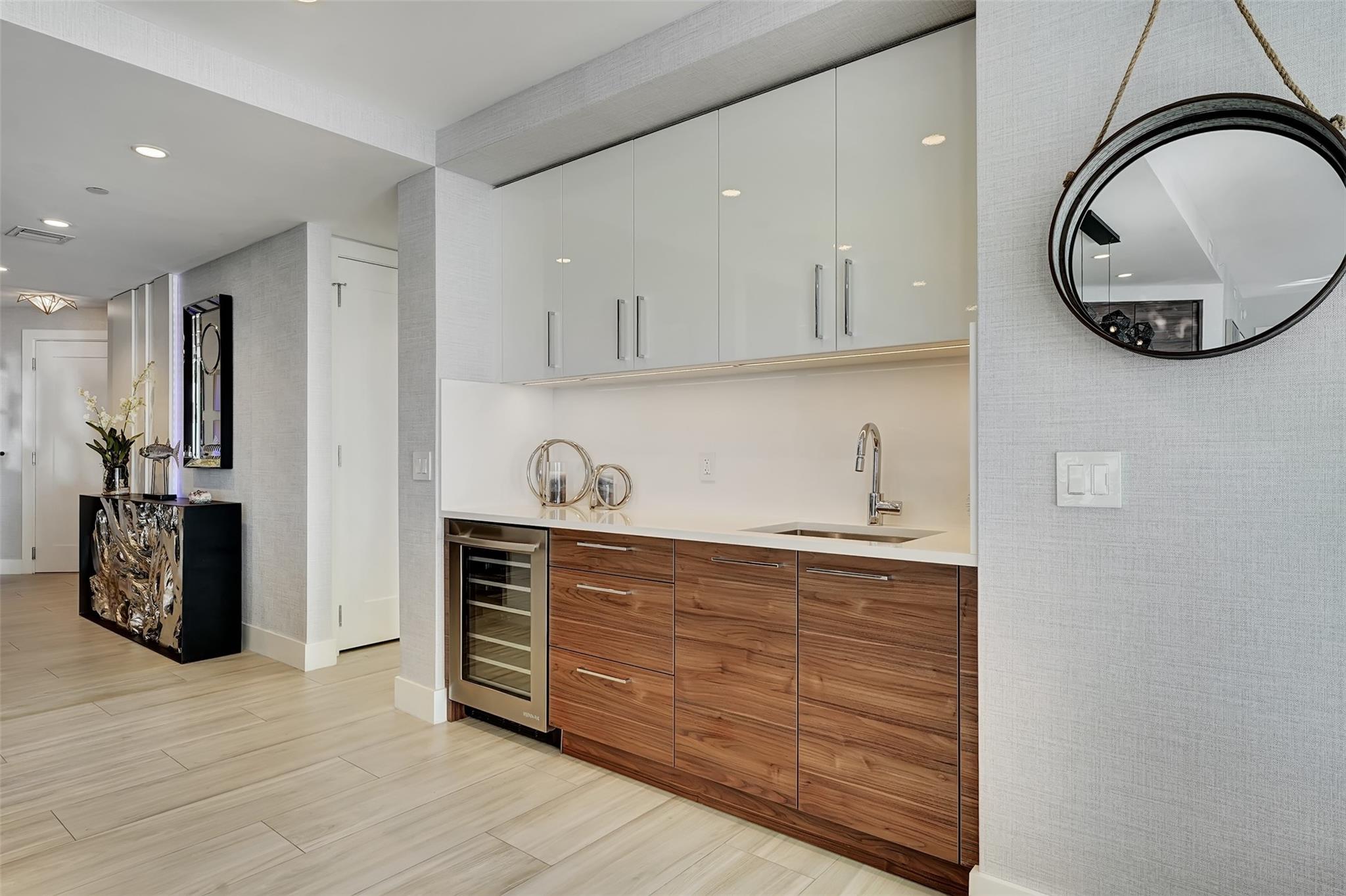 100 E Las Olas Blvd 2303