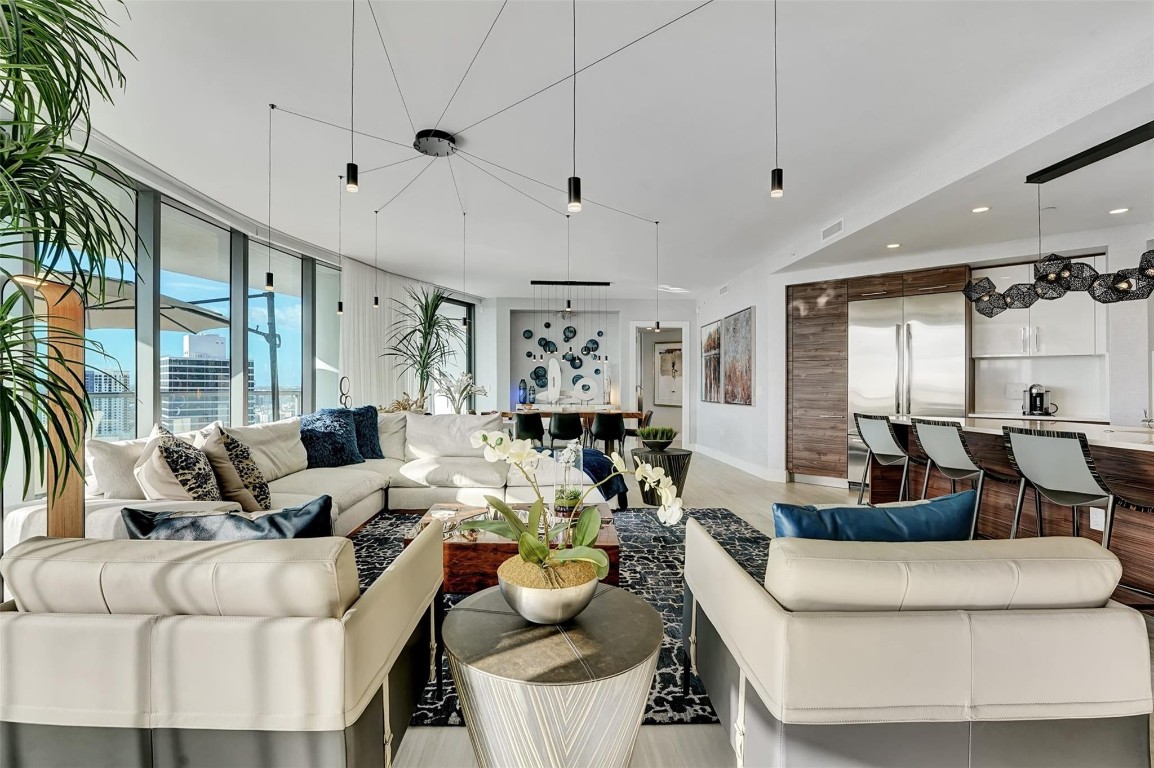 100 E Las Olas Blvd 2303