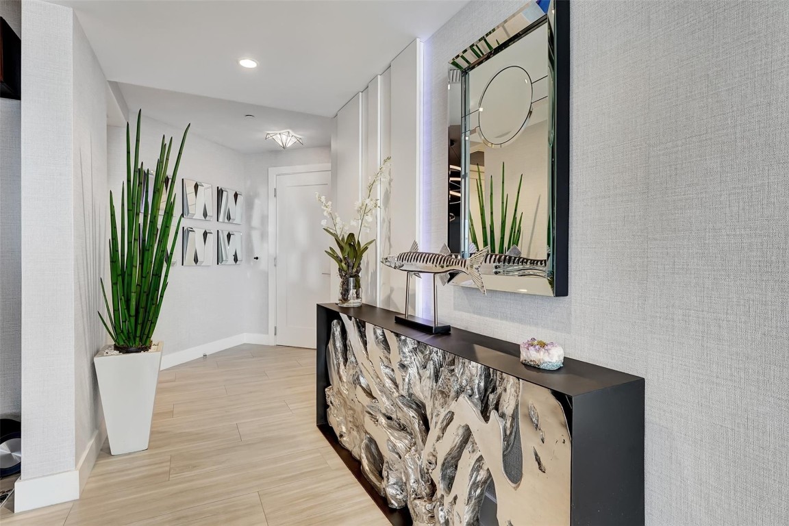 100 E Las Olas Blvd 2303