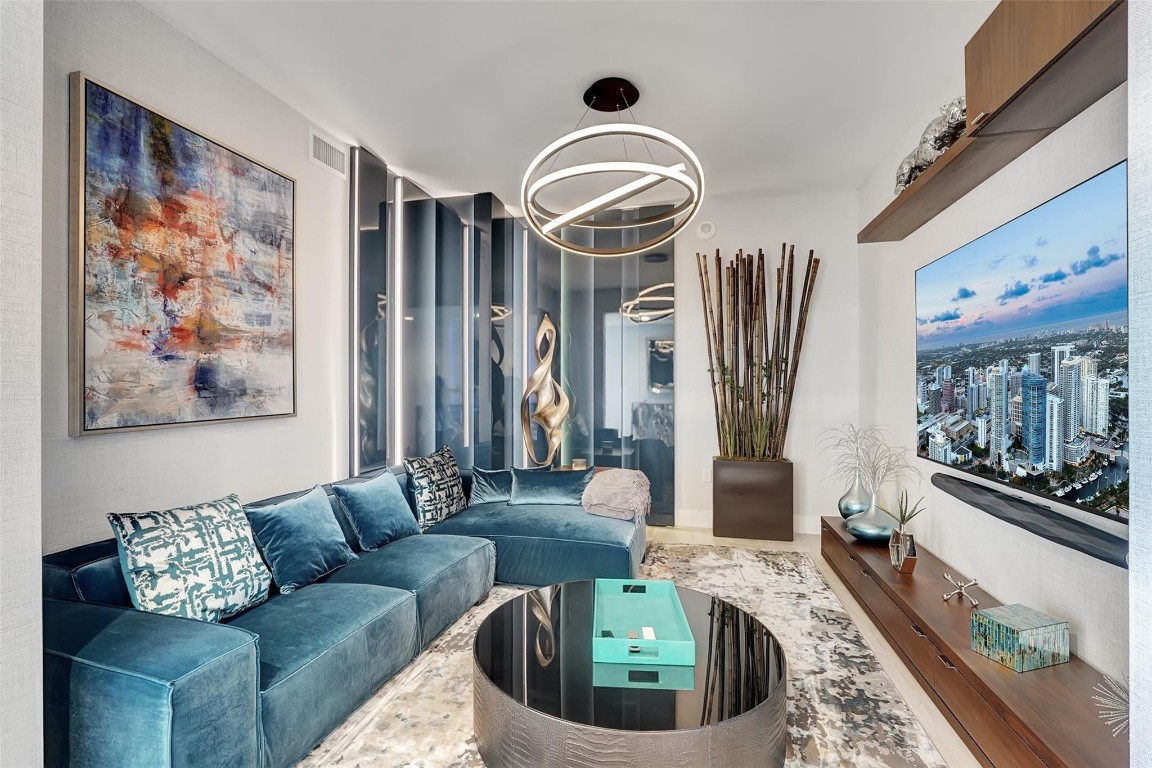 100 E Las Olas Blvd 2303