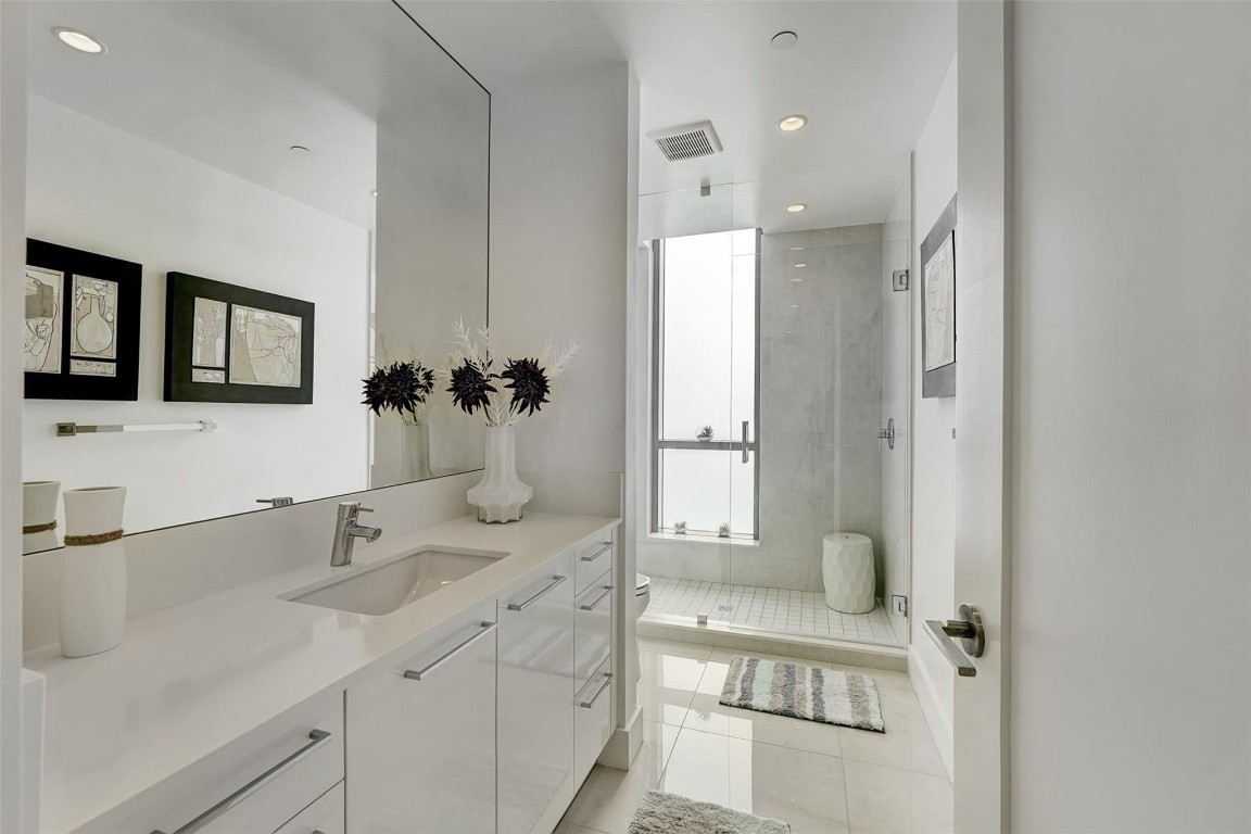 100 E Las Olas Blvd 2303