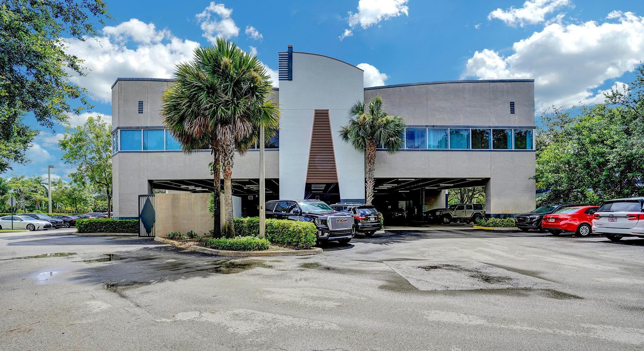 351 SW 136th Ave