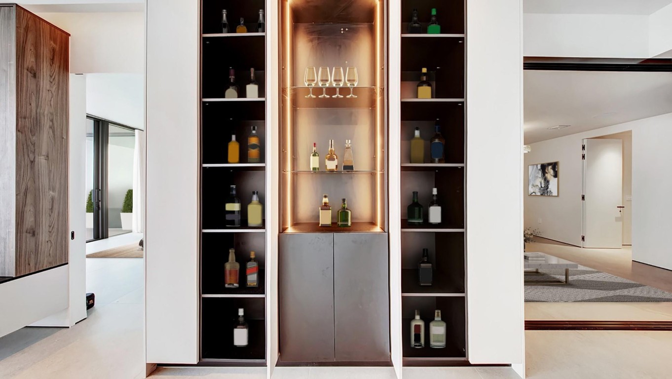 700 NE 26th Ter 4502