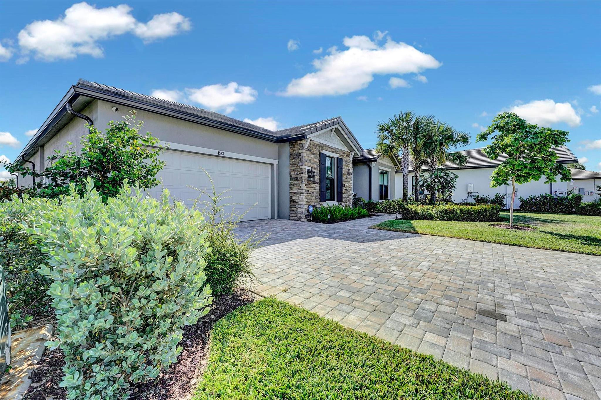 4522 Magnolia Way