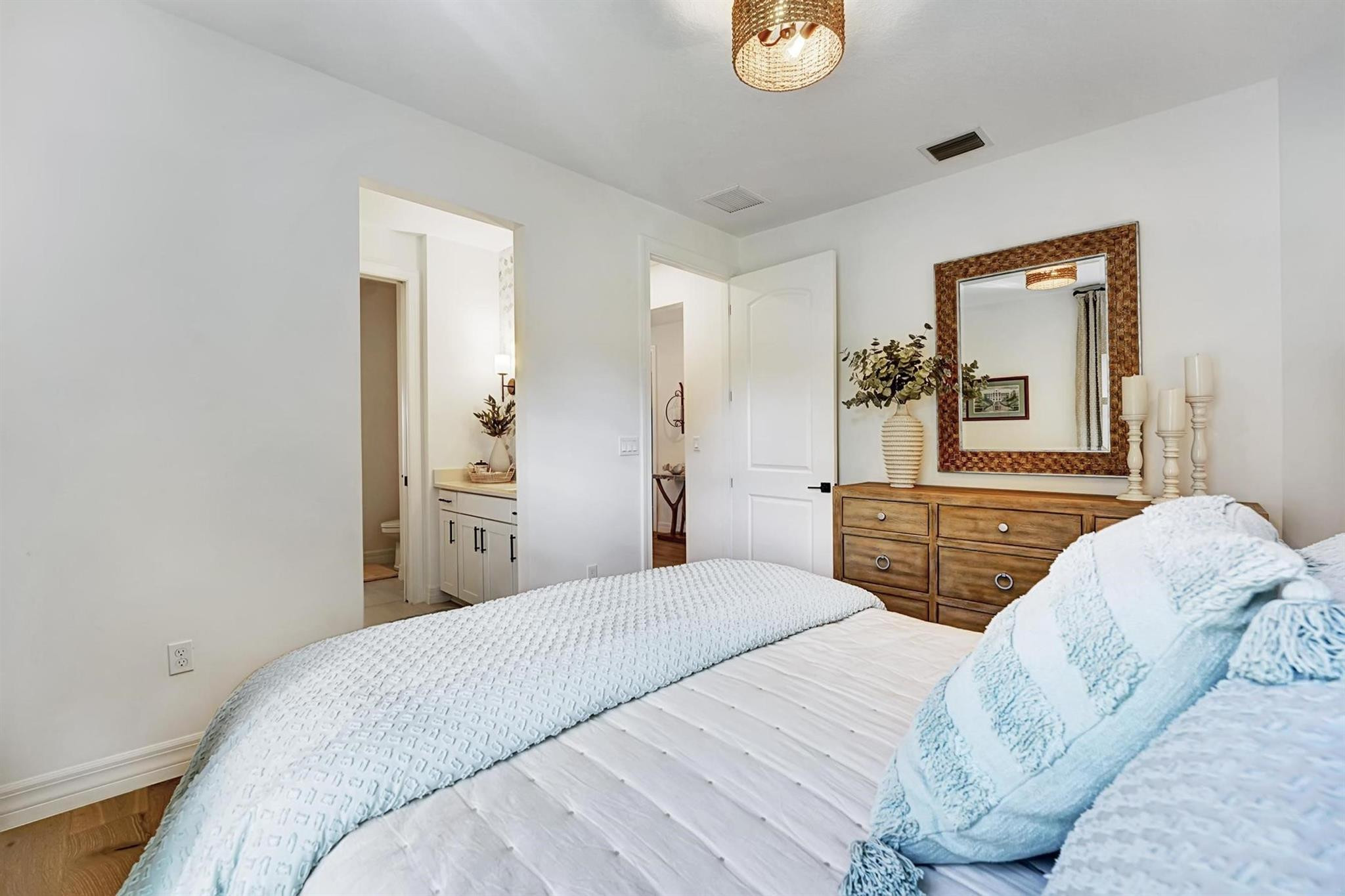 4522 Magnolia Way