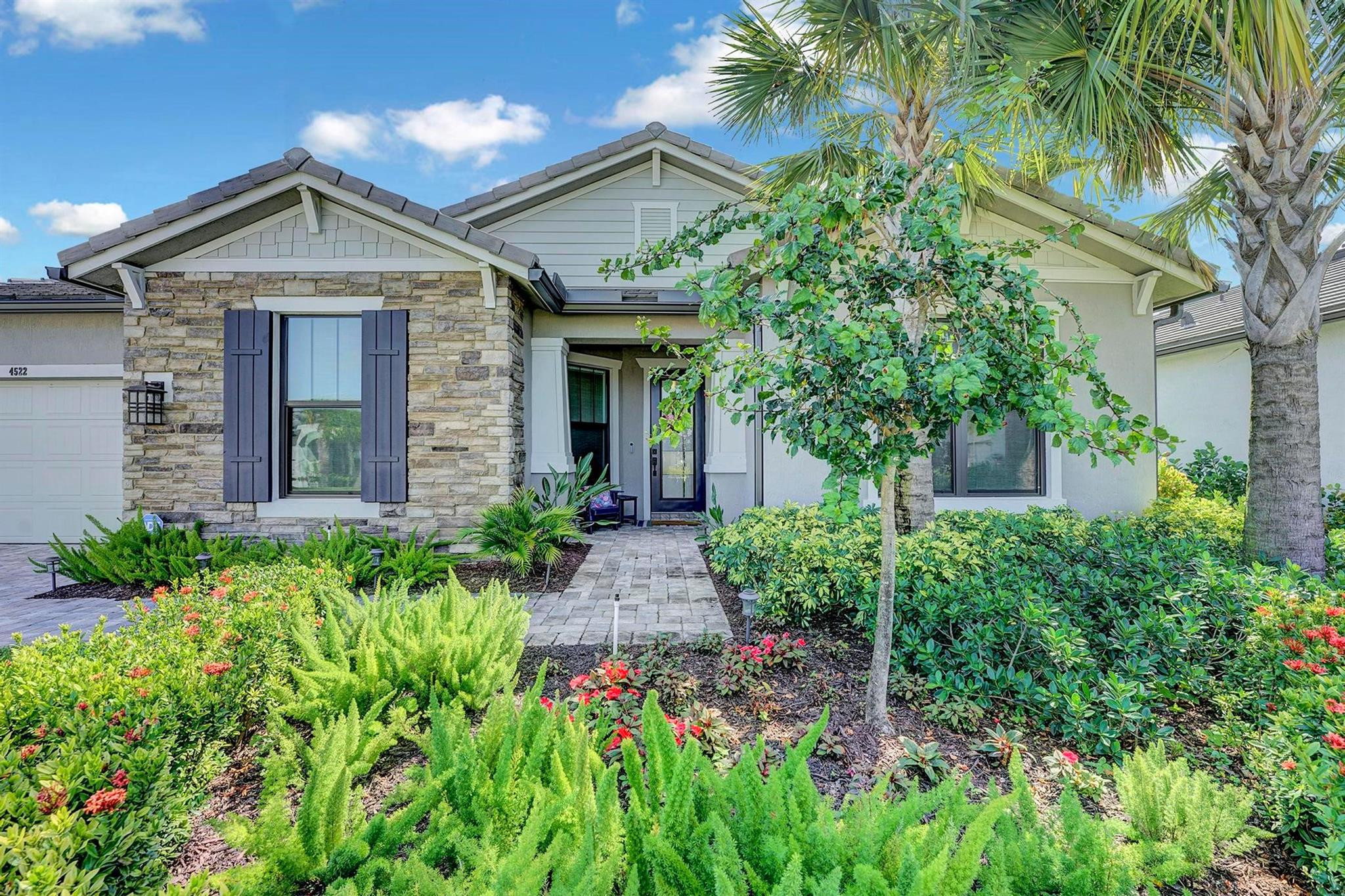 4522 Magnolia Way