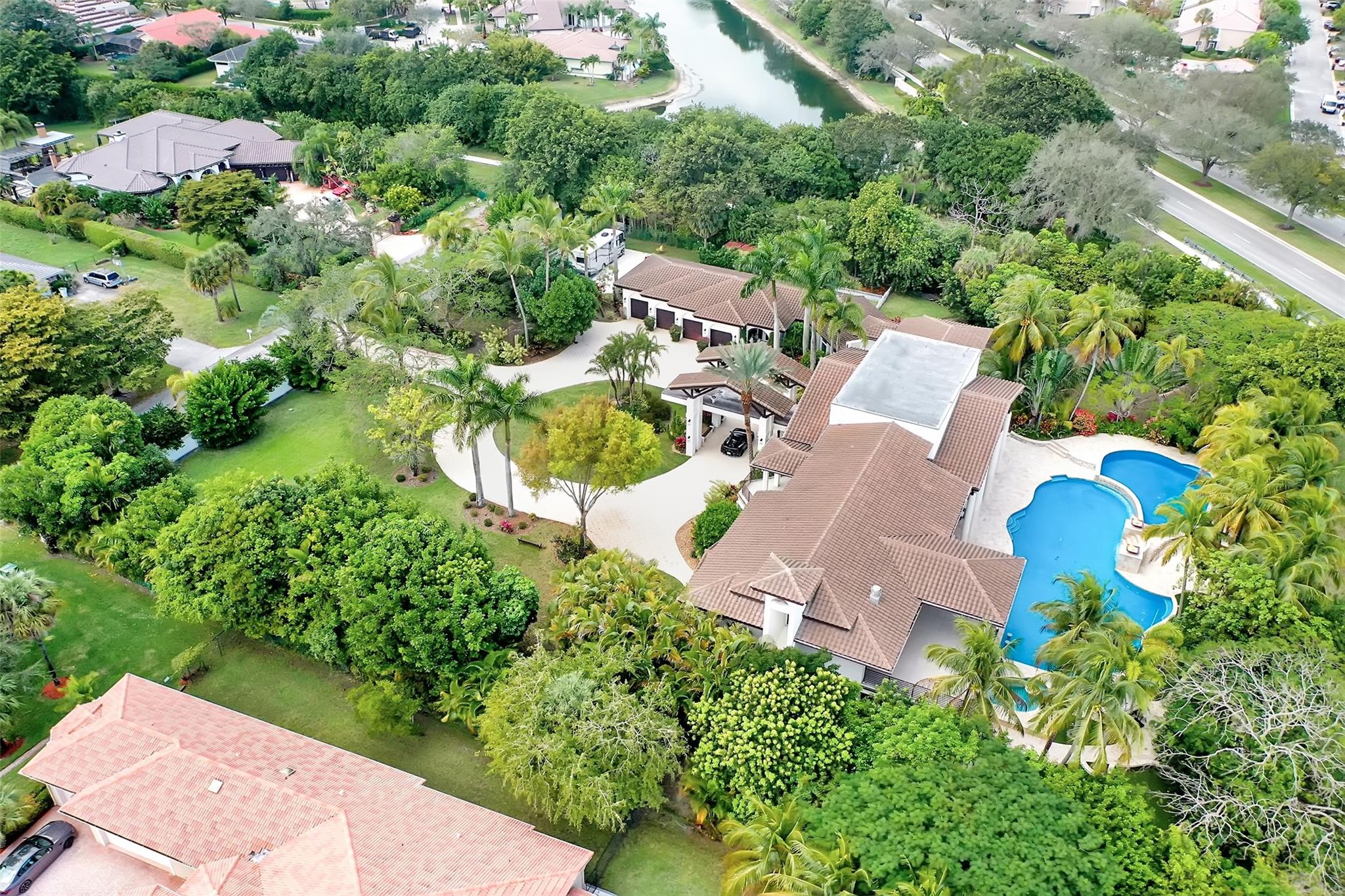 7272 NW 62nd Ter