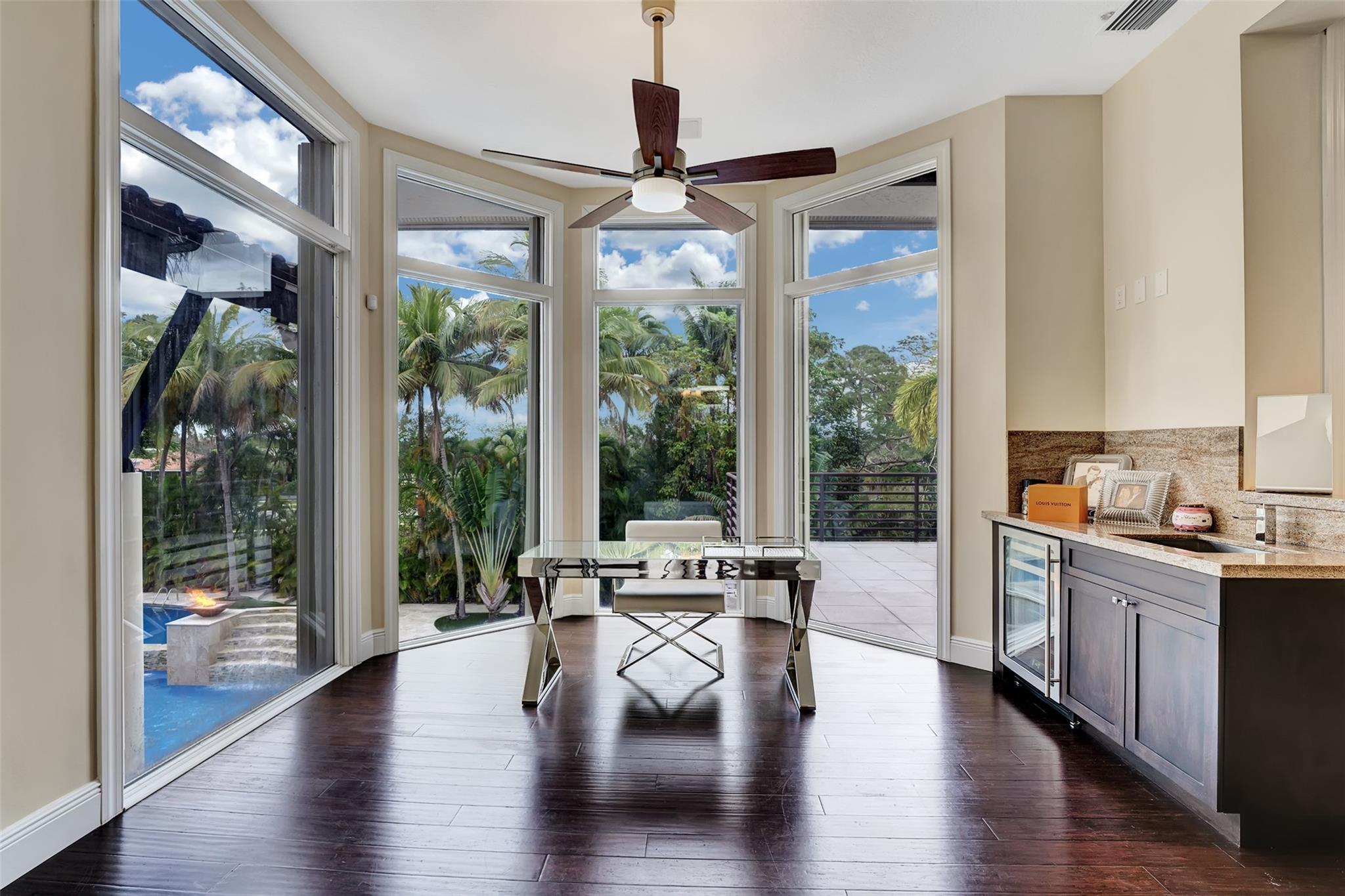 7272 NW 62nd Ter