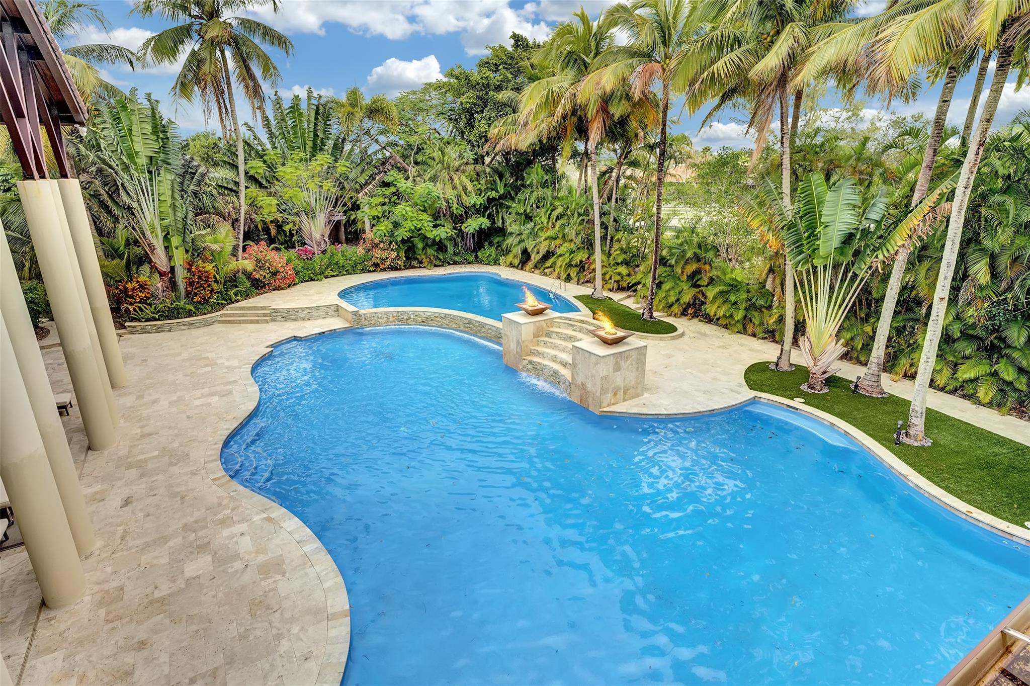 7272 NW 62nd Ter