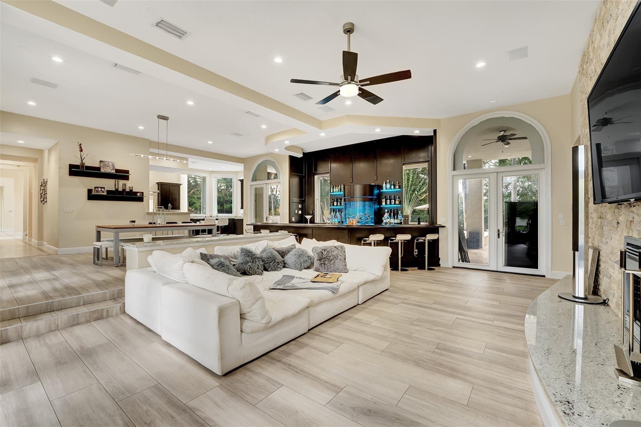 7272 NW 62nd Ter
