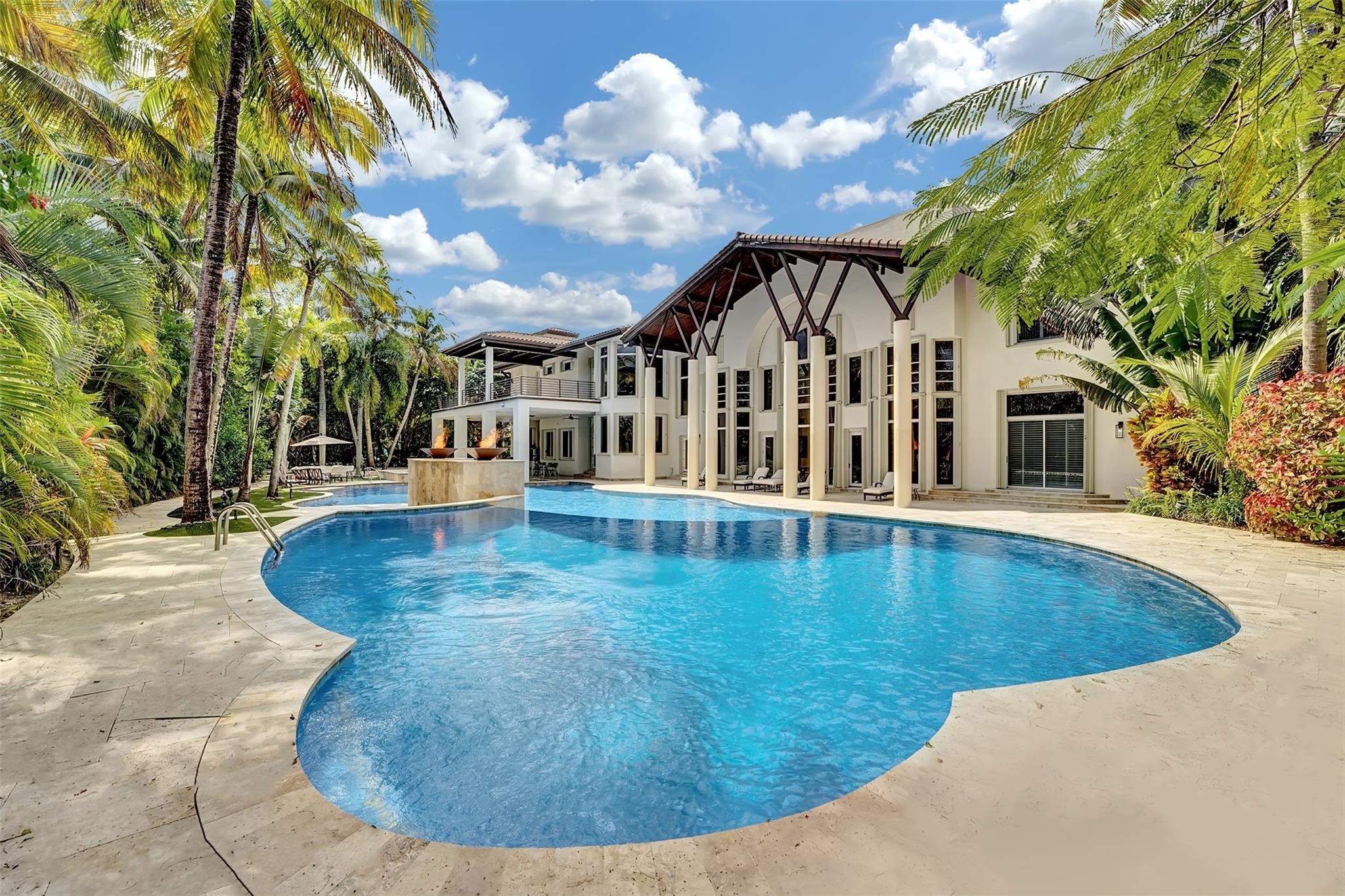 7272 NW 62nd Ter