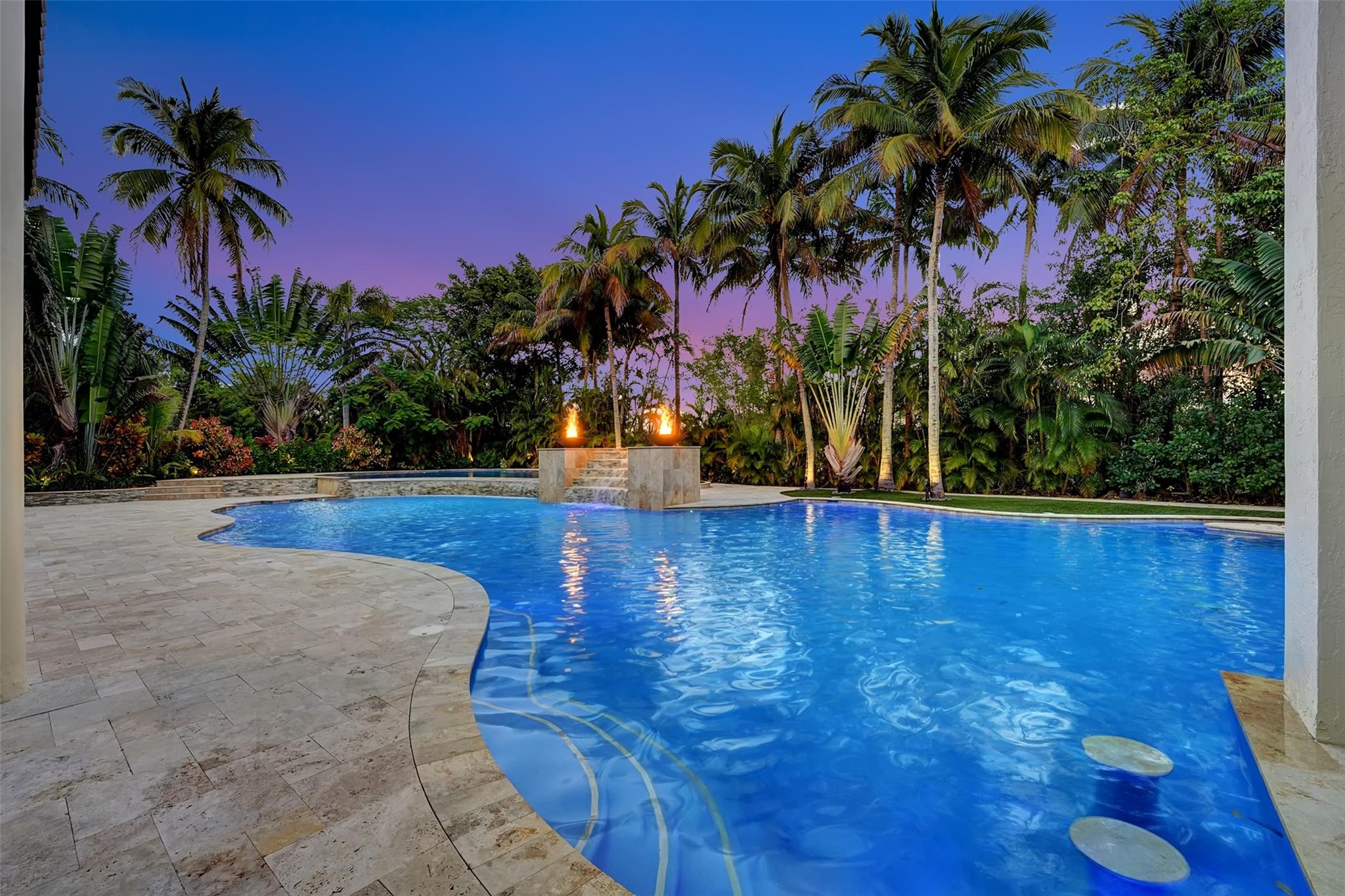 7272 NW 62nd Ter