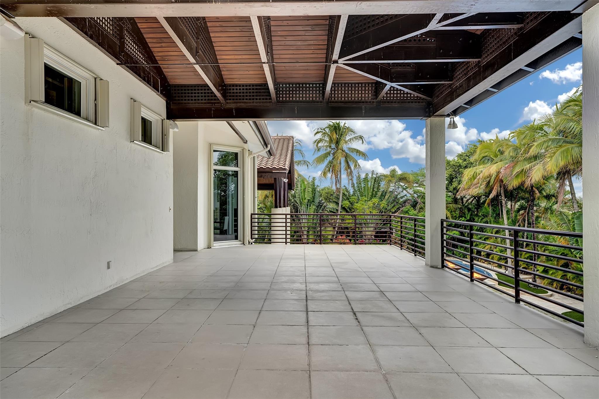 7272 NW 62nd Ter