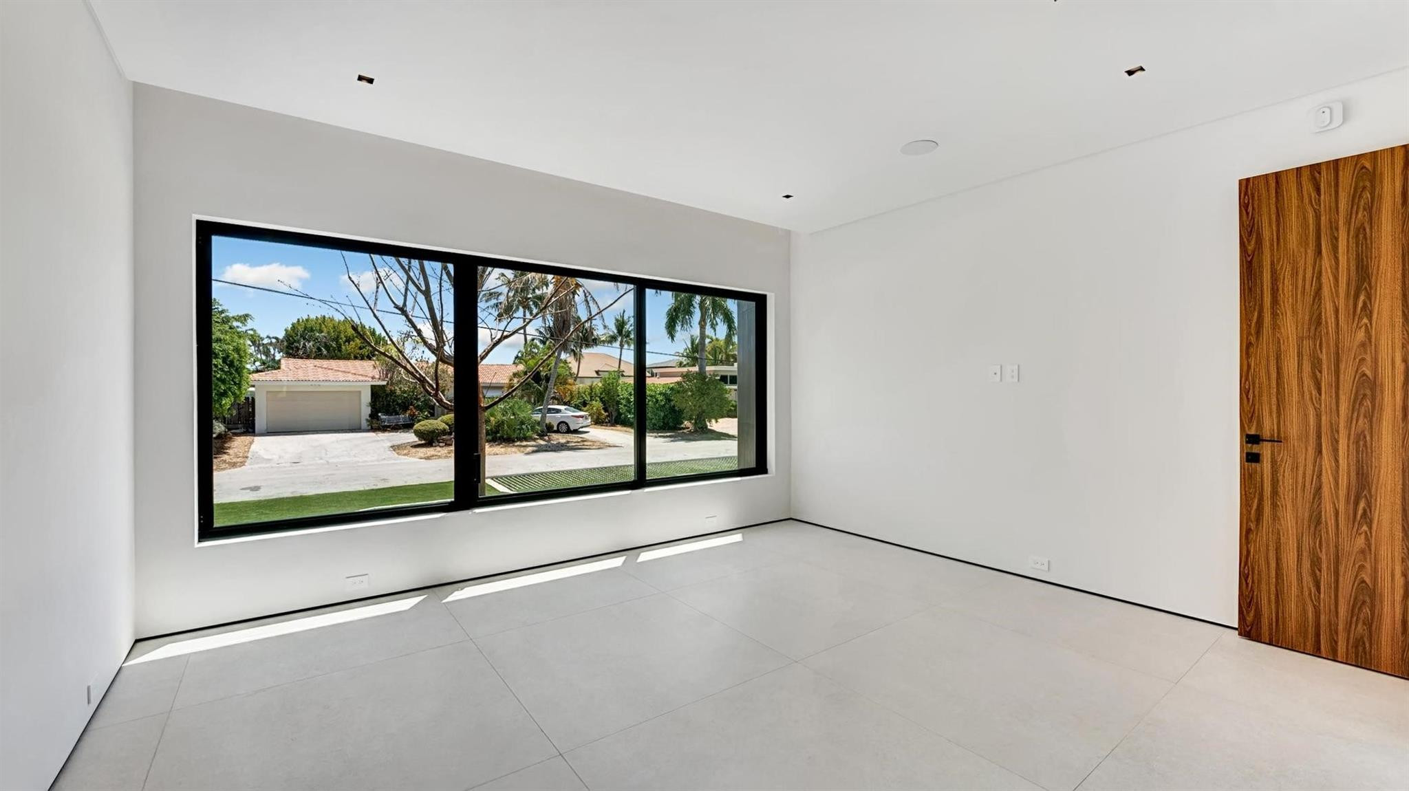 321 SE 14th Ave