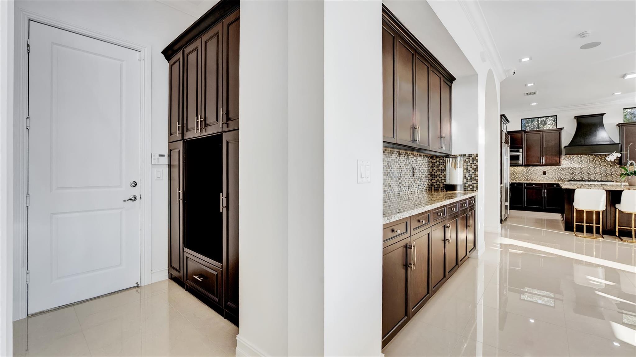 8765 Watercrest Circle