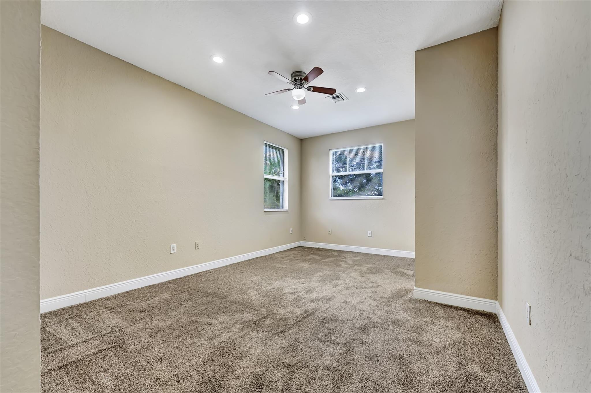 1216 NW 2nd Ave