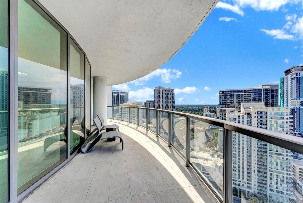 100 E Las Olas Blvd 2803