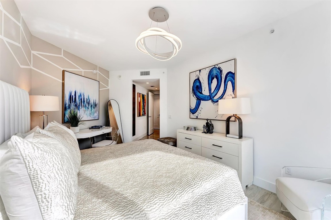 100 E Las Olas Blvd 2803