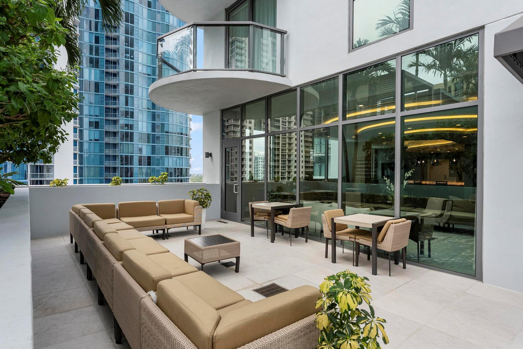 100 E Las Olas Blvd 2803