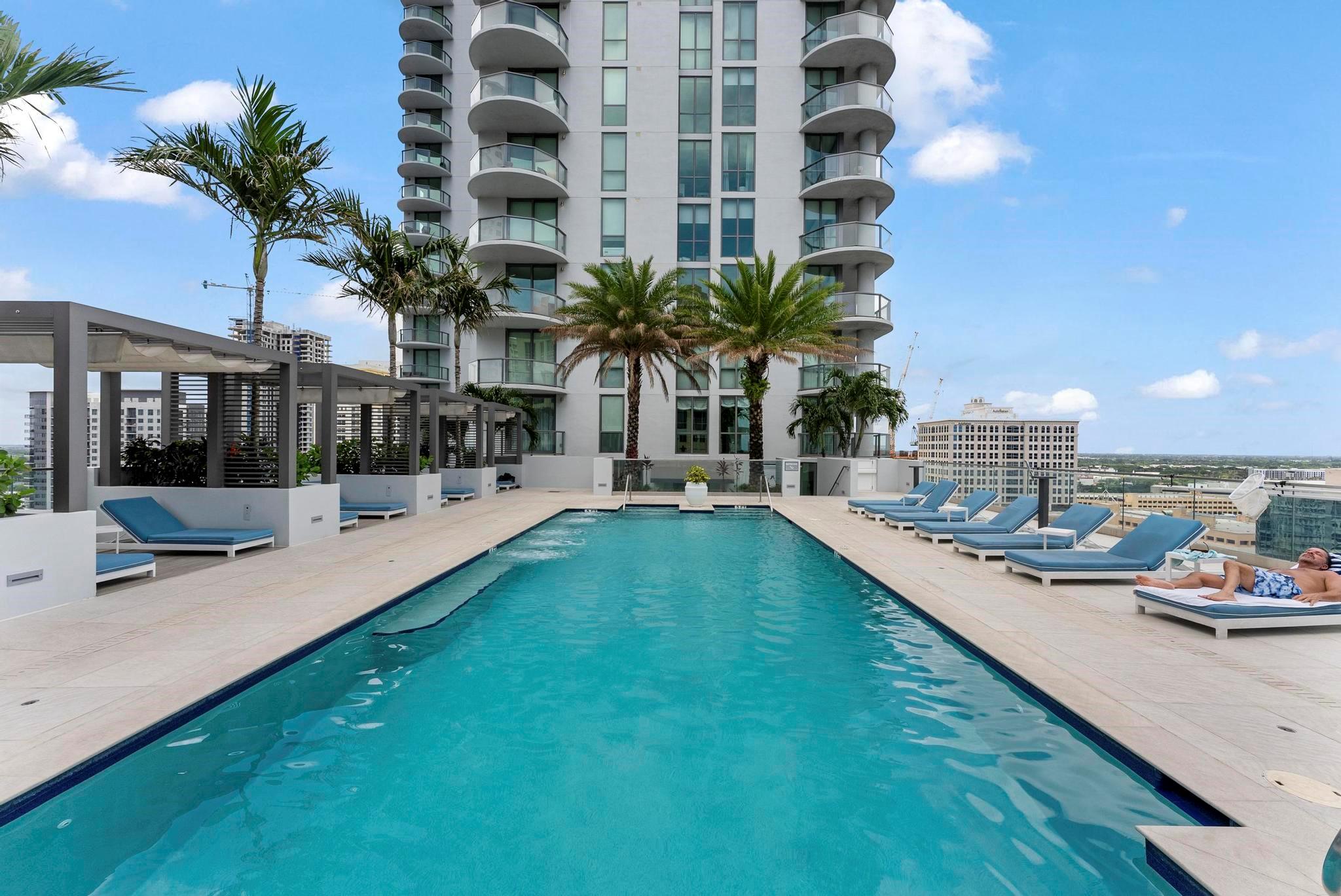 100 E Las Olas Blvd 2803