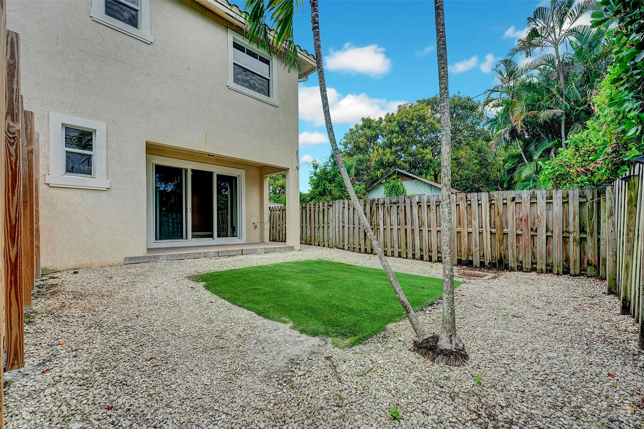 1111 NW 1st Ave 1111