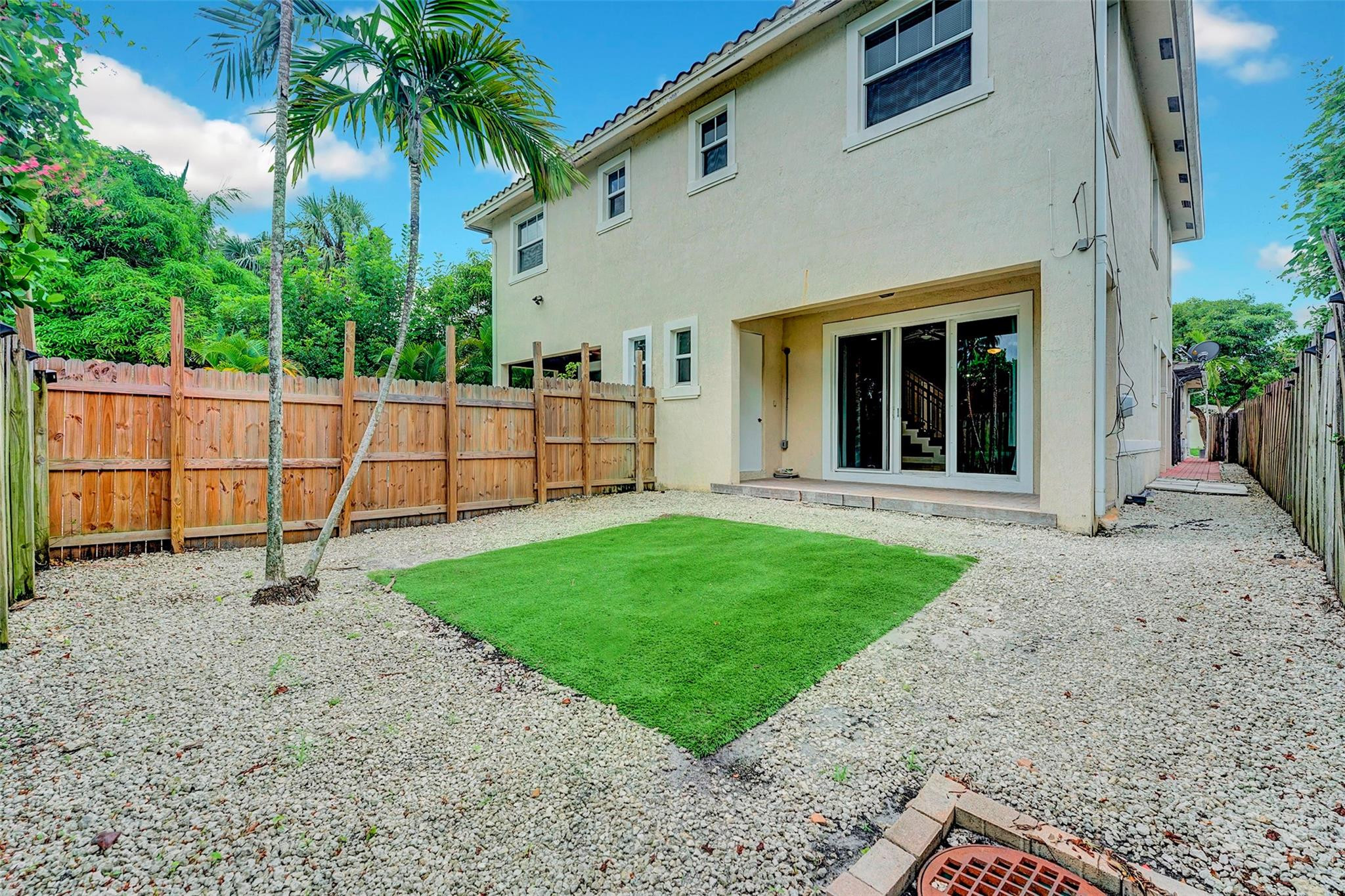 1111 NW 1st Ave 1111