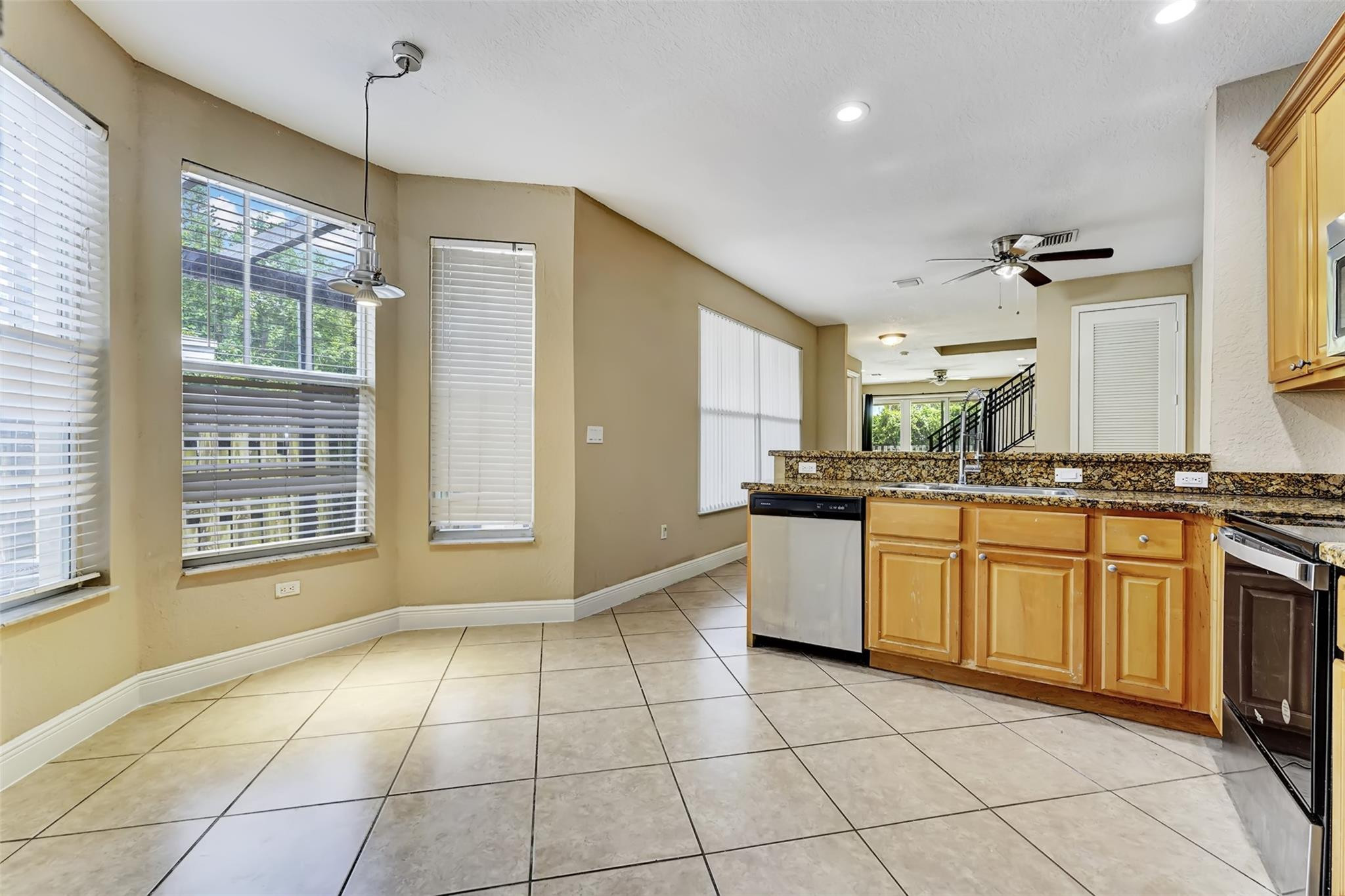 1111 NW 1st Ave 1111
