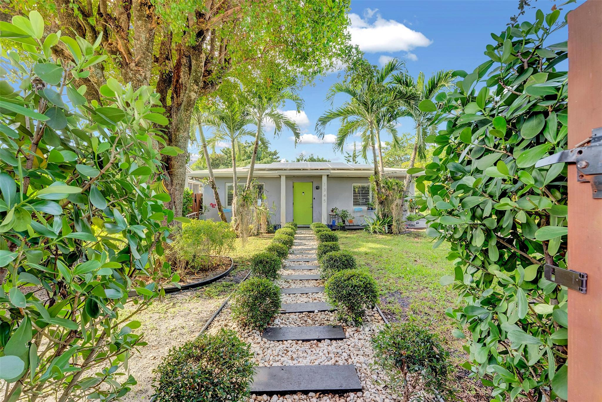 1345 NW 4th Ave