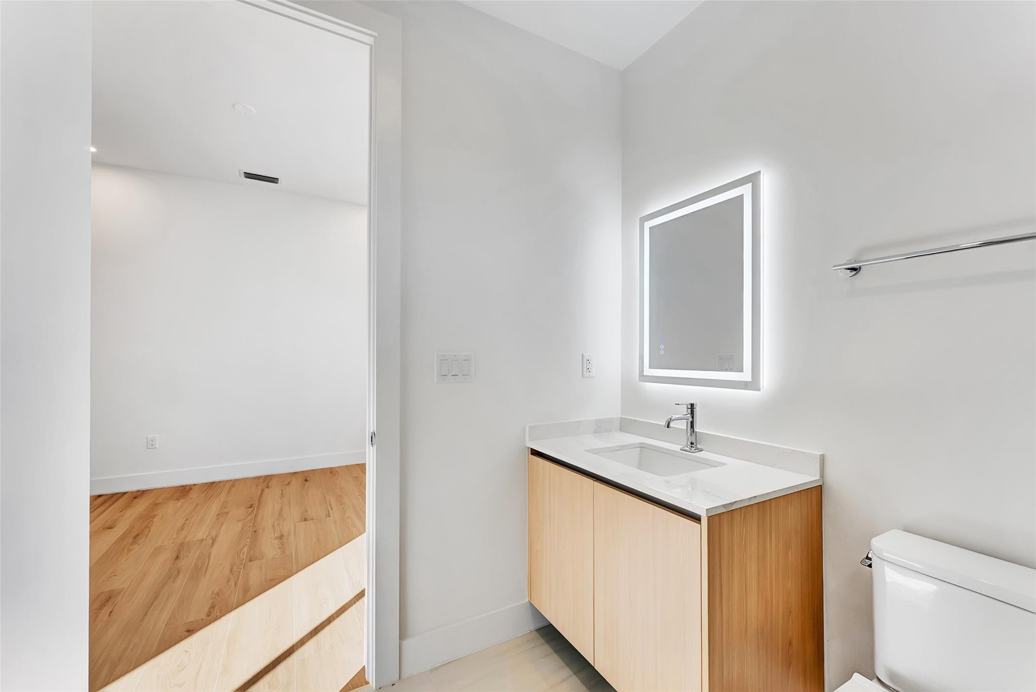 812 SE 12th Street 812