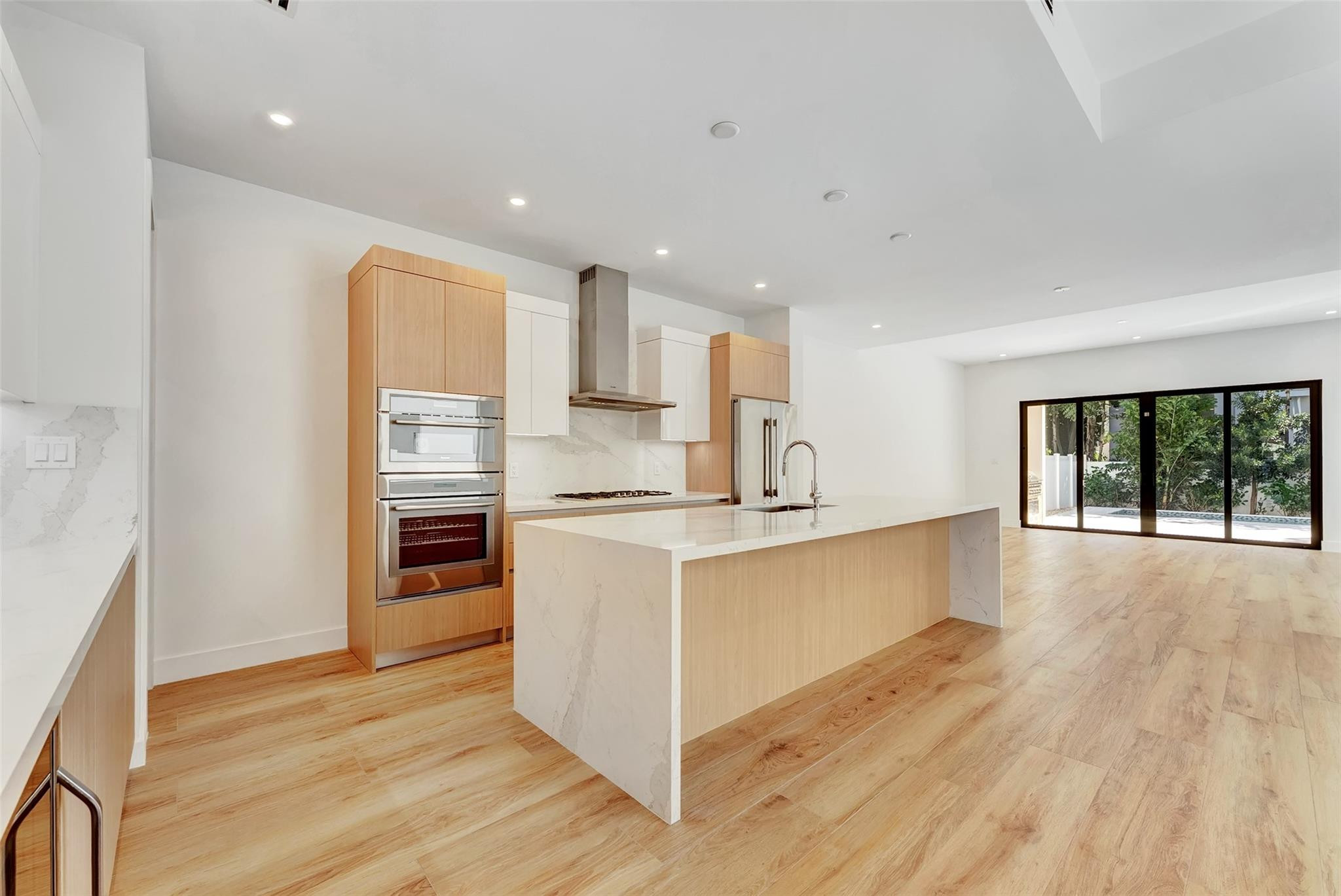 812 SE 12th Street 812