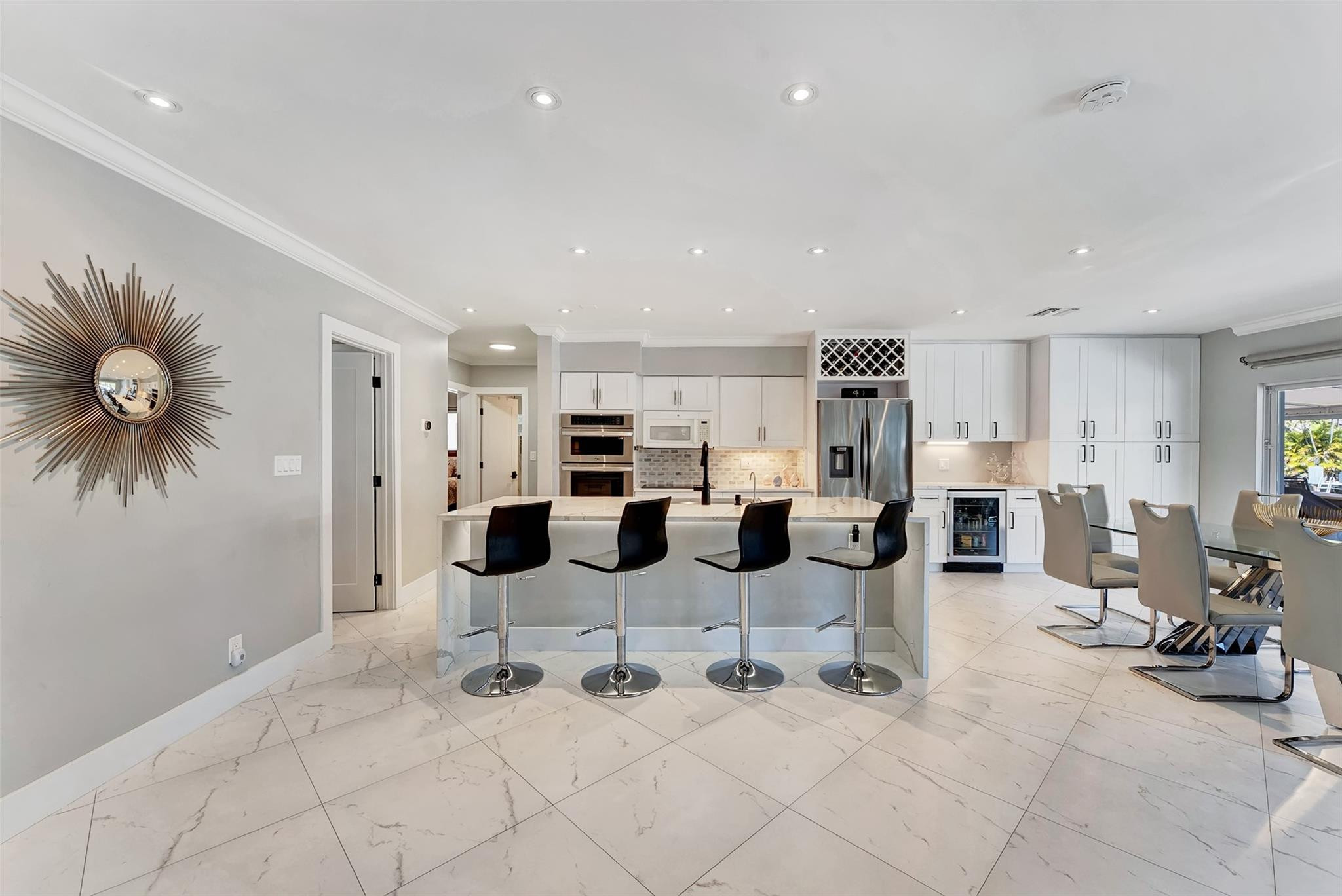 2821 NE 59th Street